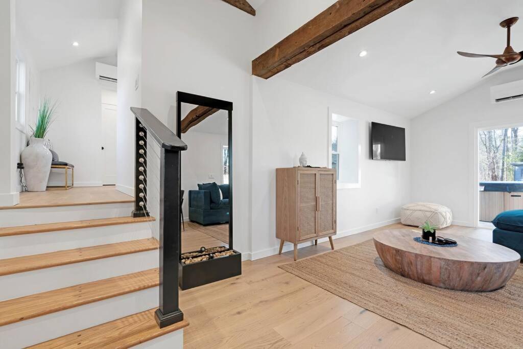 New Paltz Zen Wellness Cabin W/ Hot Tub المظهر الخارجي الصورة